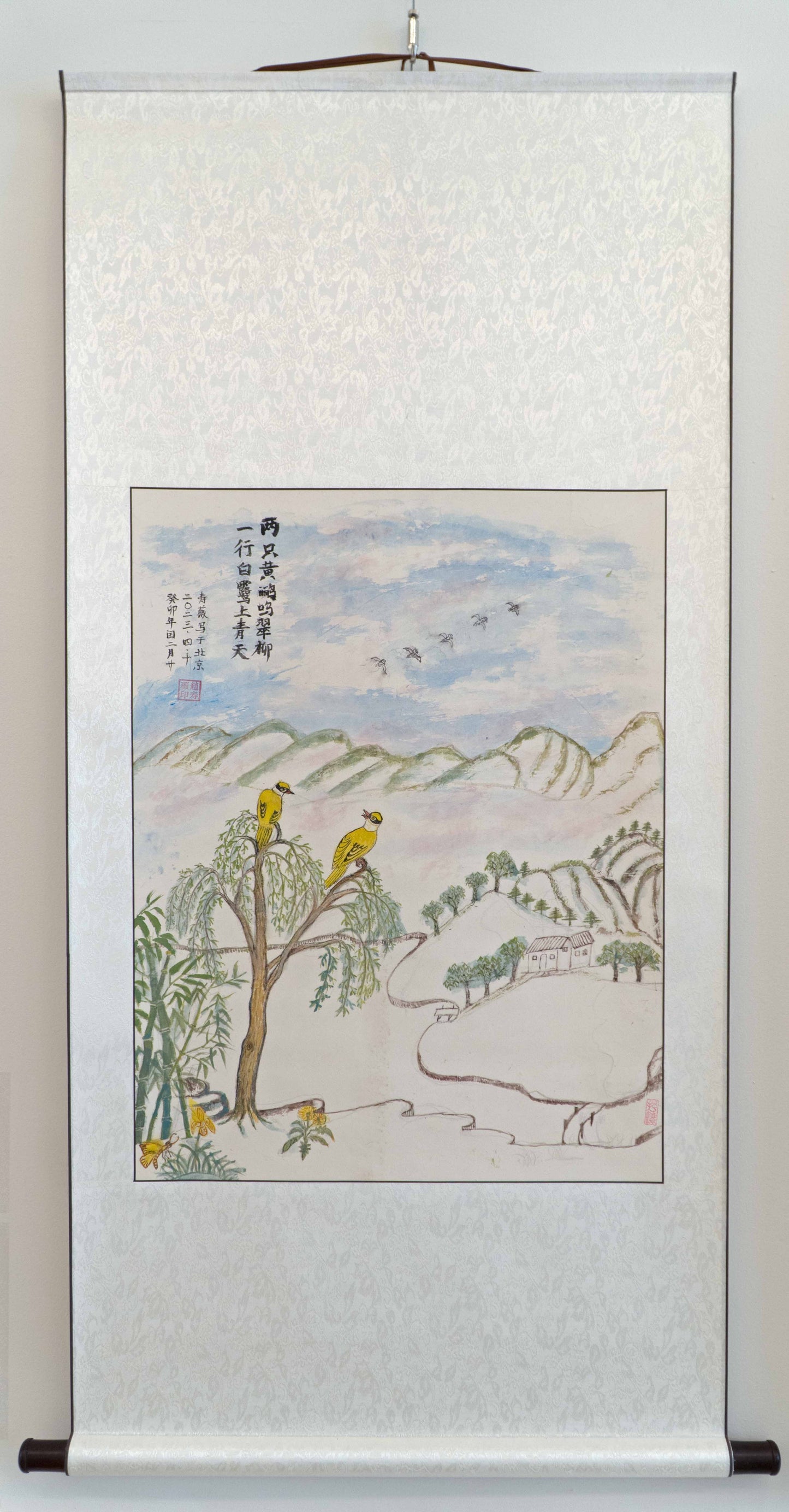 Two twittering orioles in the green willow gleam.   A sing string of egrets ascends the sky's gleam. (2023)